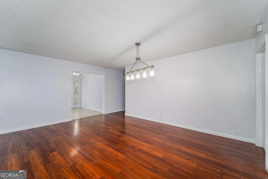 Photo of 301 Ridge Lane