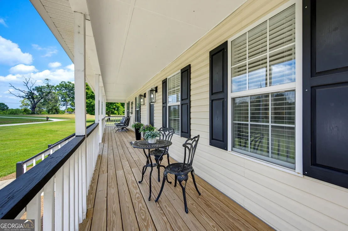 Photo of 15 Davis Road