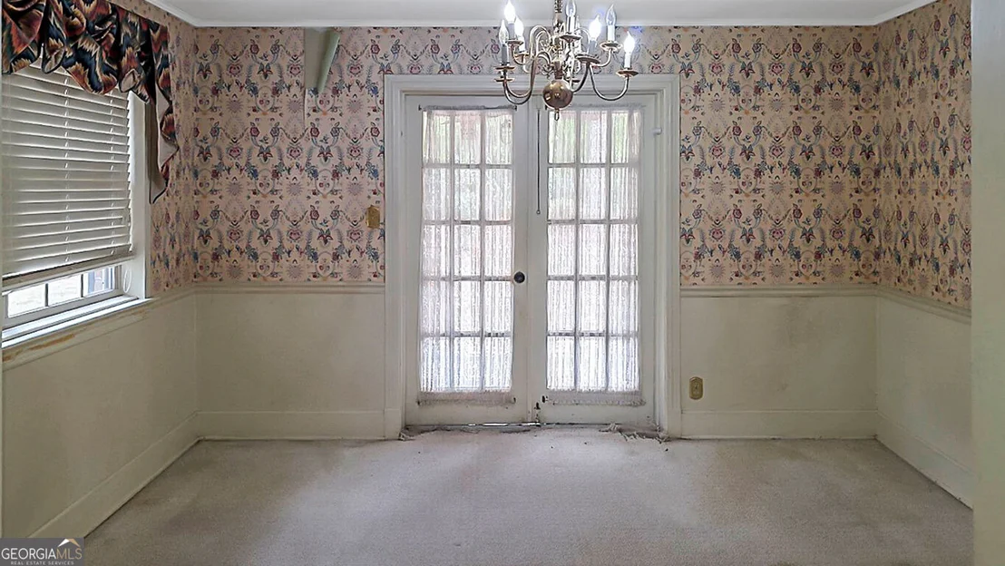 Photo of 819 Hillcrest Drive