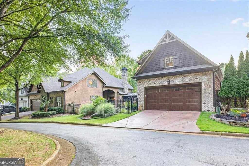 Photo of 5829 Swinging Gate Road