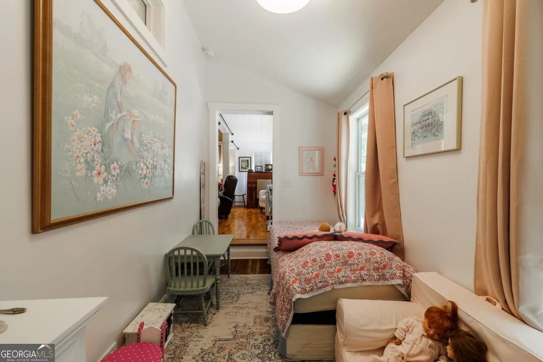 Photo of 335 Southview Drive