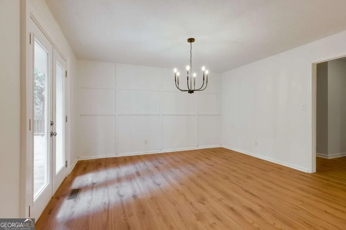 Photo of 1186 ROBERT HARDEMAN Road