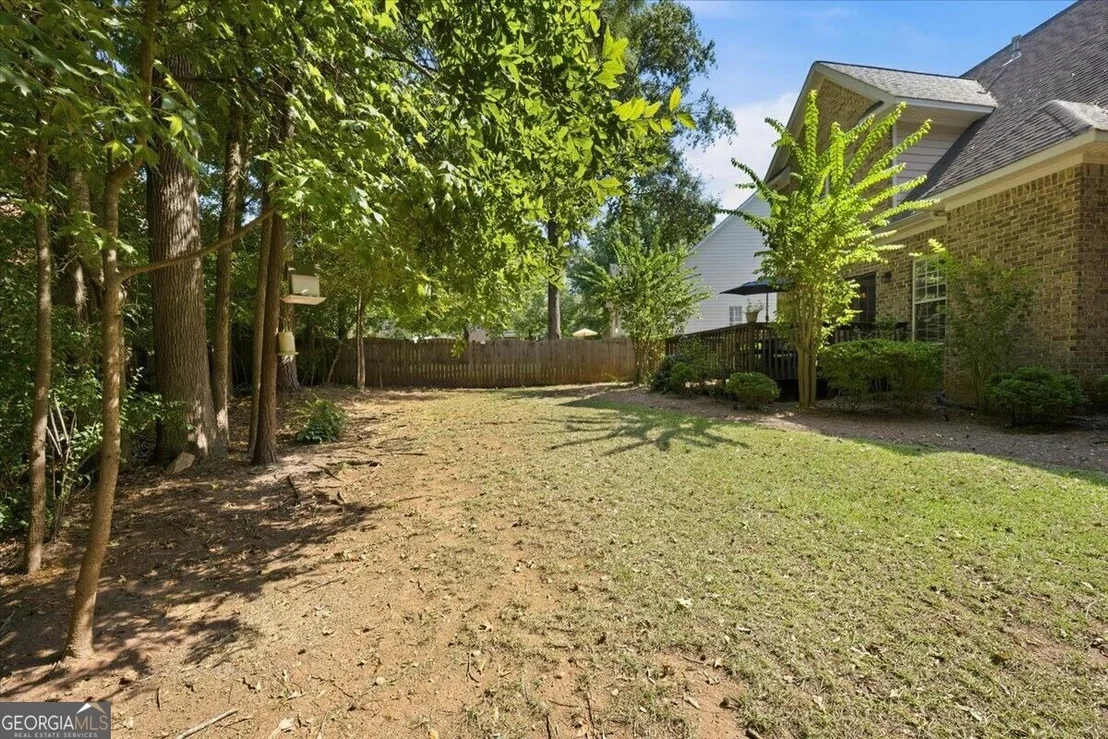 Photo of 920 Huntcliffe Drive