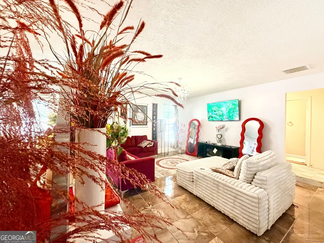 Photo of 7187 Walton Hill