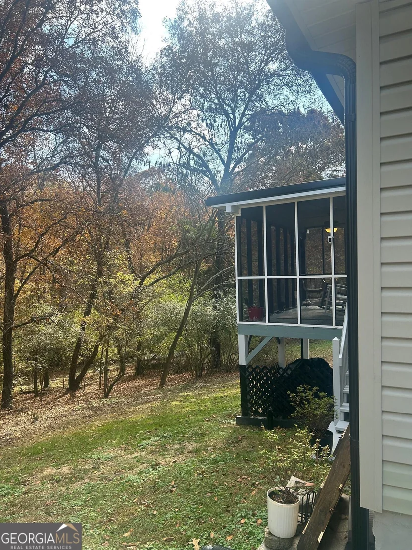 Photo of 391 Oak Tree Road