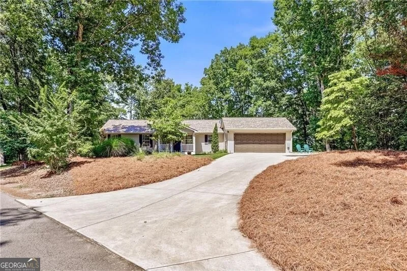 Photo of 3150 Edgewater Drive