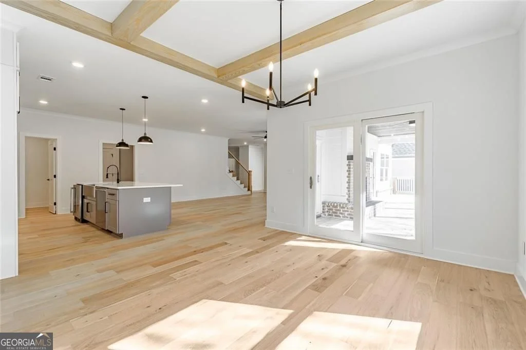 Photo of 5808 Swinging Gate Road