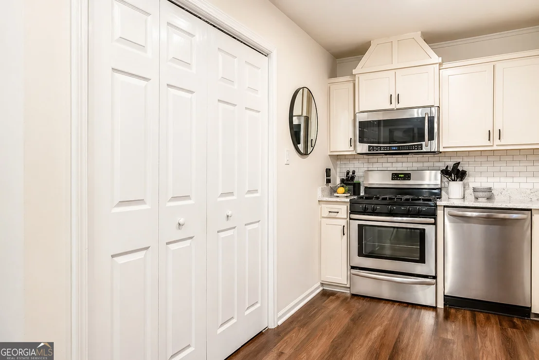 Photo of 1 Brookfield Drive