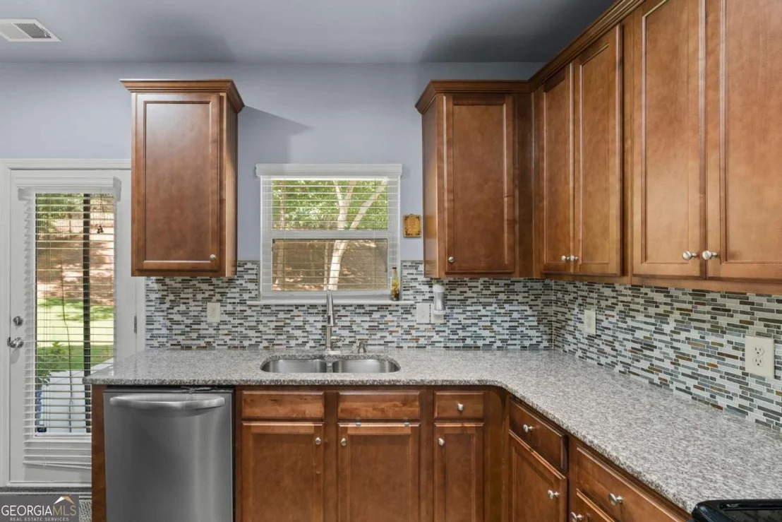 Photo of 1013 Water Oak Trace