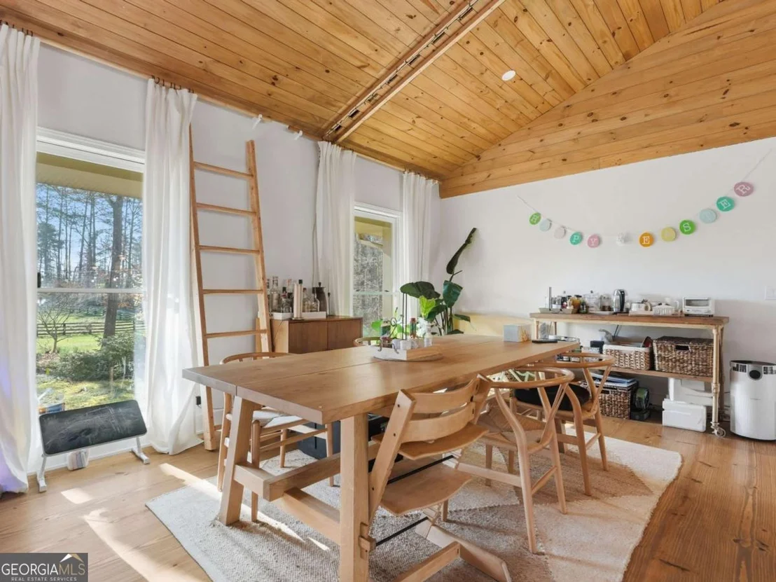 Photo of 617 Arbor Hill Road