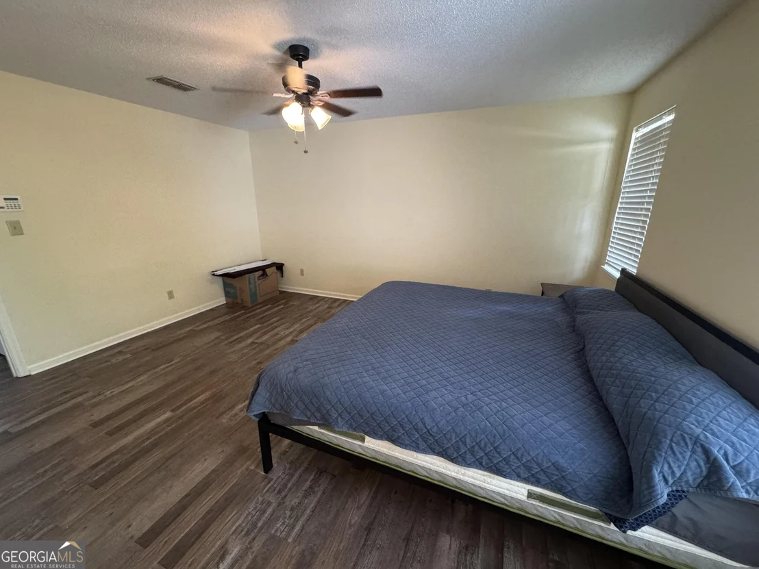 Photo of 355 Summerhill Road