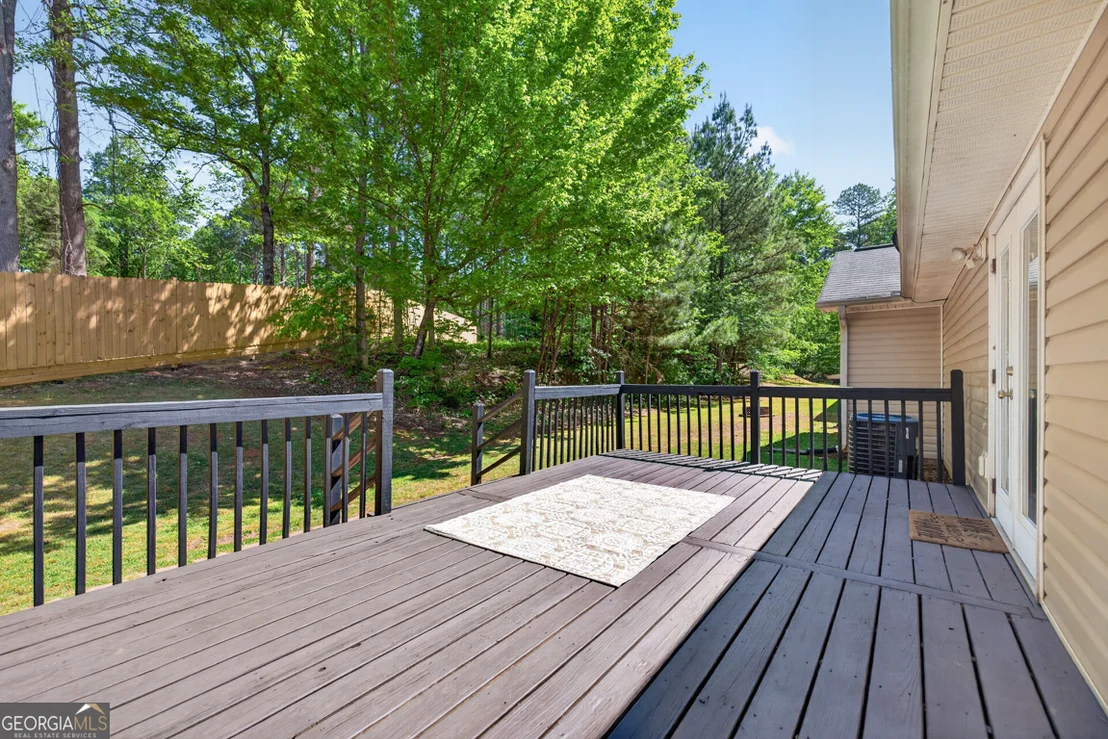 Photo of 386 Ridgewood Drive