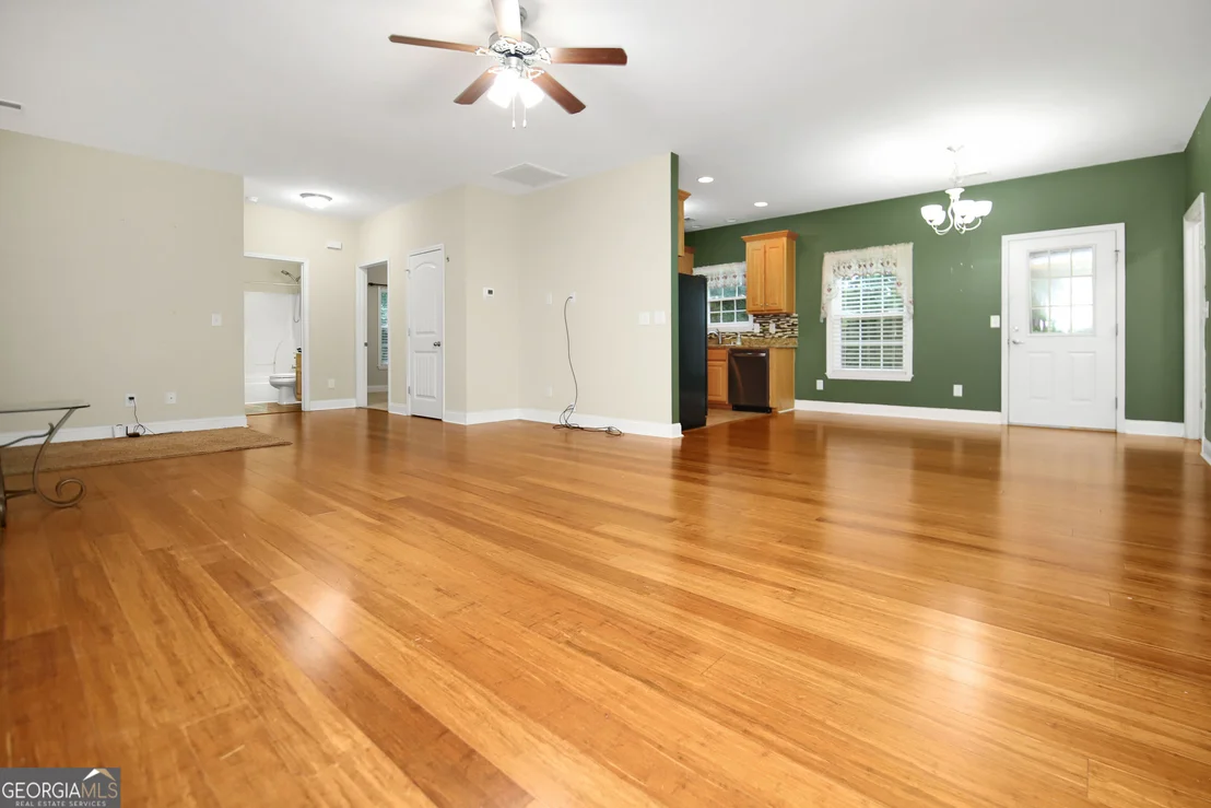 Photo of 1807 Oak Grove Road