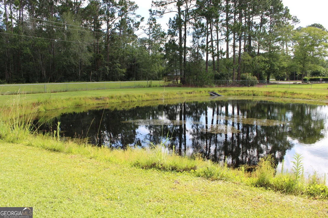 Photo of 338 Lakeview Drive