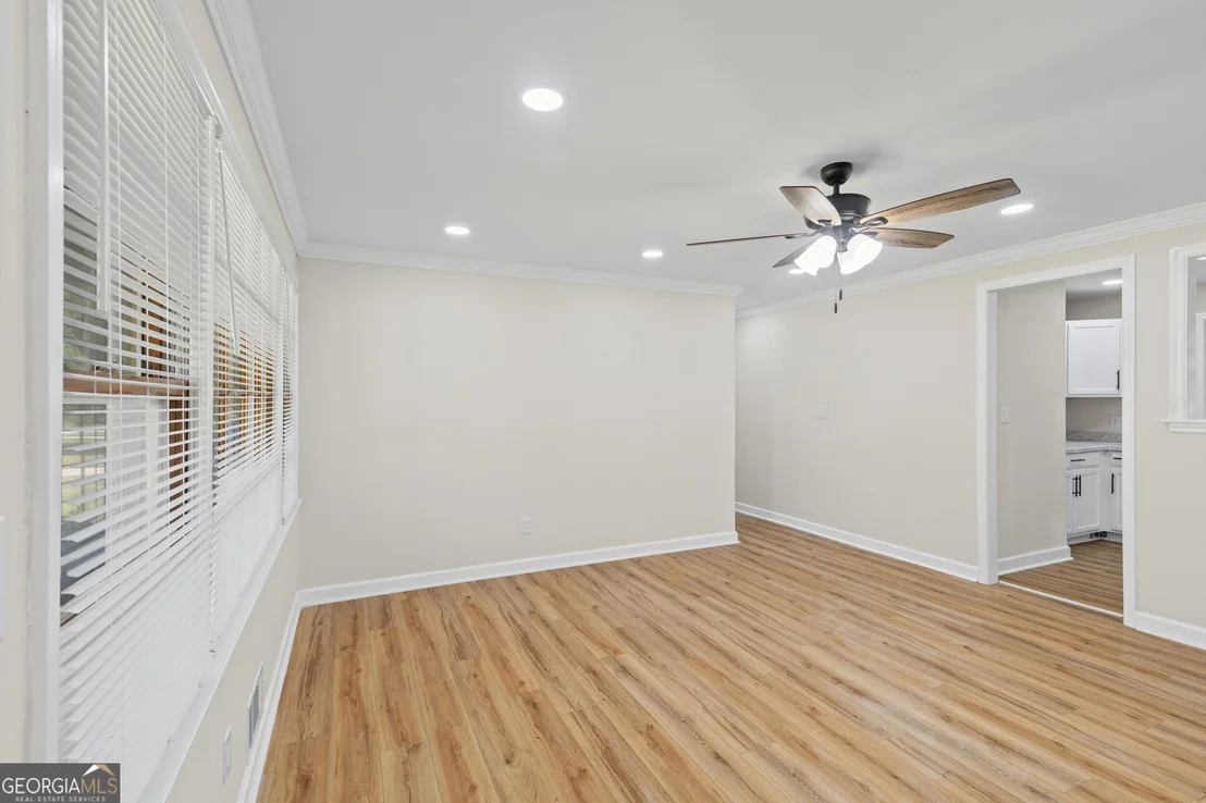 Photo of 2154 Silverdale Road