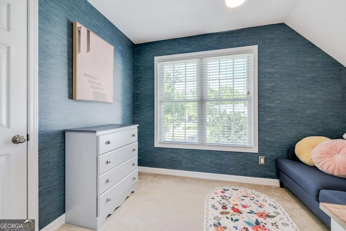 Photo of 152 Cambridge Drive