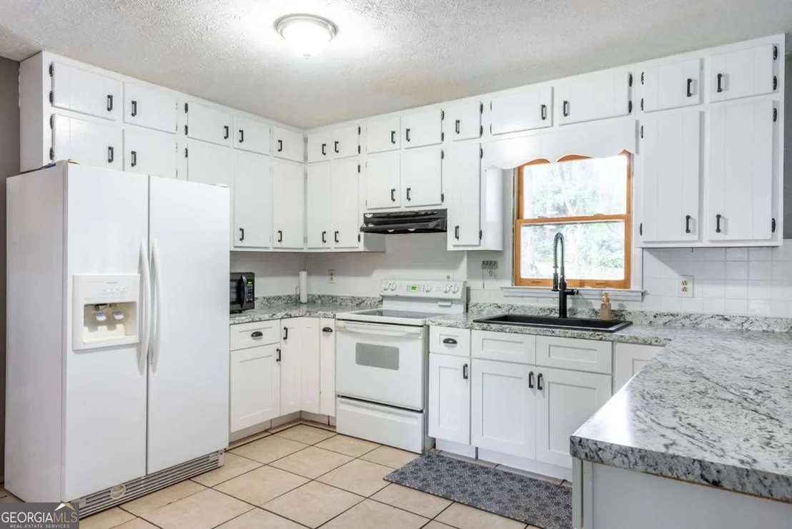 Photo of 795 Pioneer Road