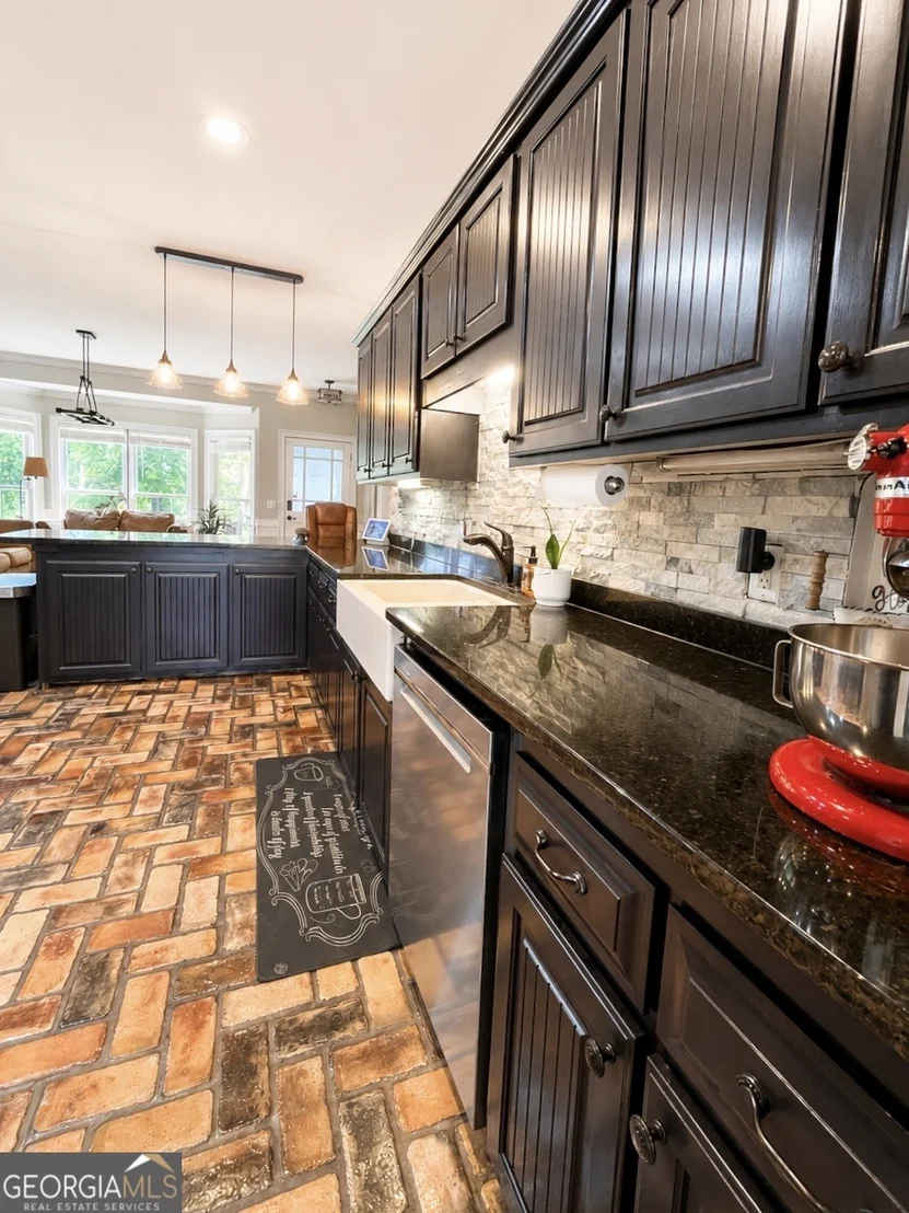 Photo of 117 Edgewood Road