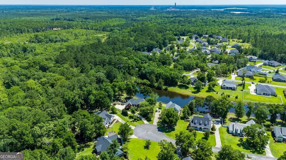 Photo of 152 Cambridge Drive