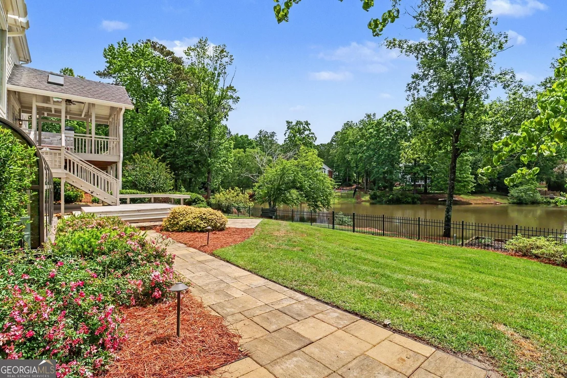 Photo of 8895 Willowbrae Lane
