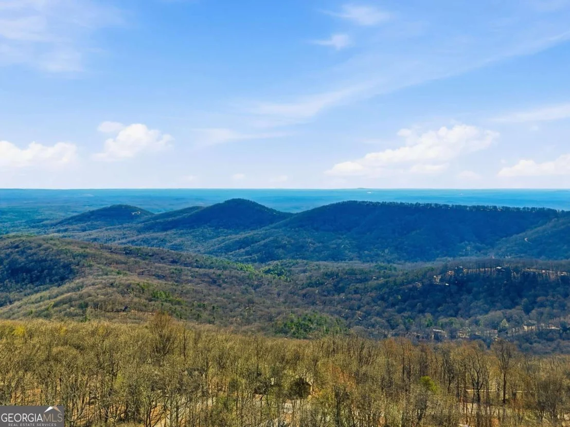 Photo of 425 Sanderlin Mountain Drive