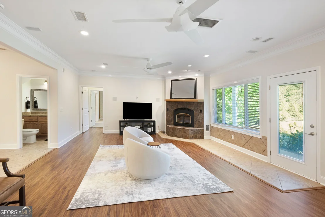Photo of 175 Whitetail Road