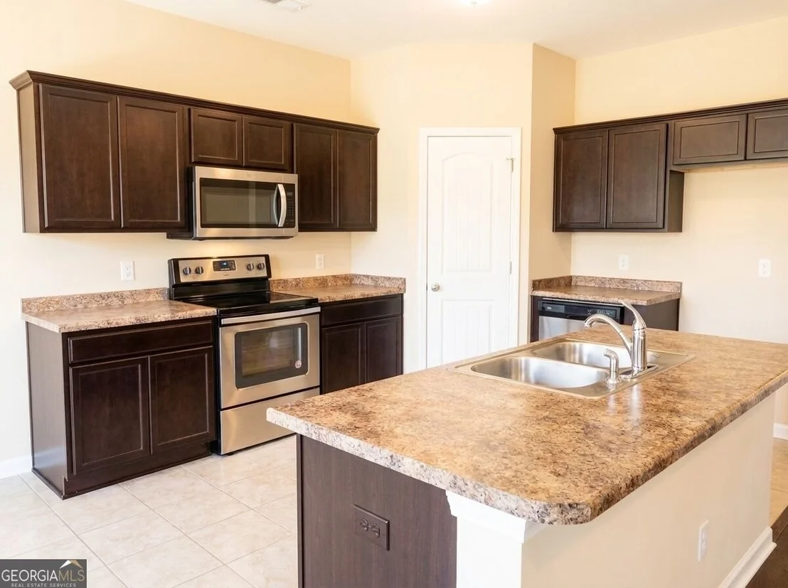 Photo of 1321 Windrow Drive