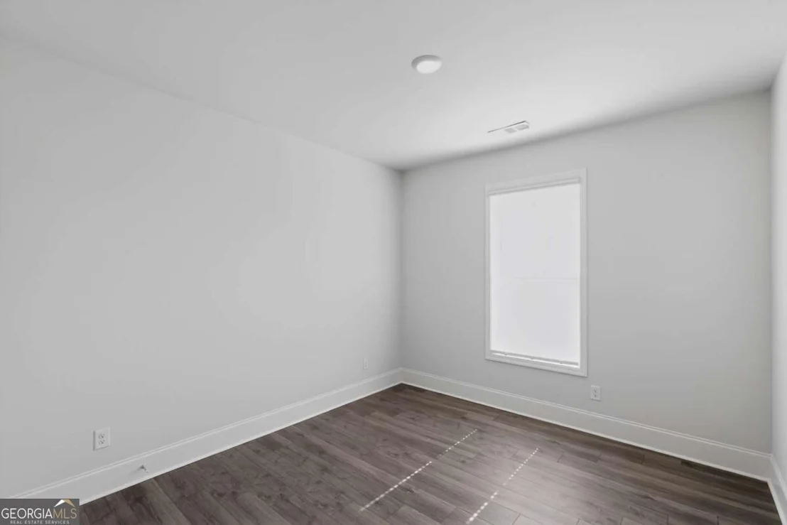 Photo of 717 Broken Arrow