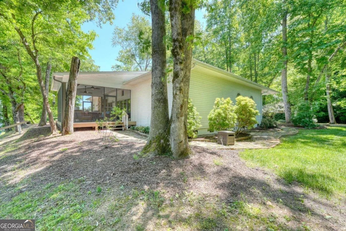 Photo of 198 Riverbend Drive