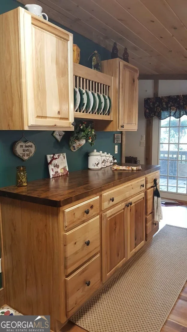 Photo of 840 JOE DAVIS Road