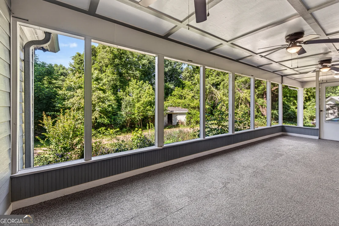 Photo of 1070 Cannon Bridge Road
