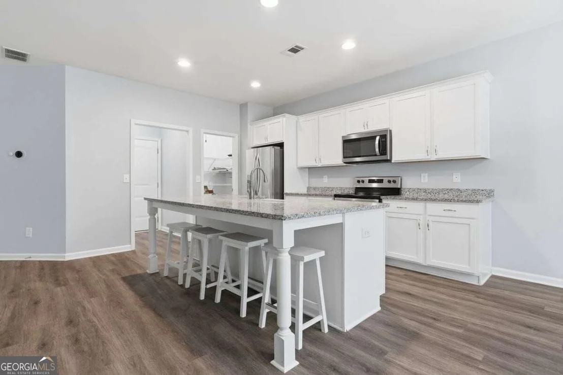 Photo of 6535 River Station Drive
