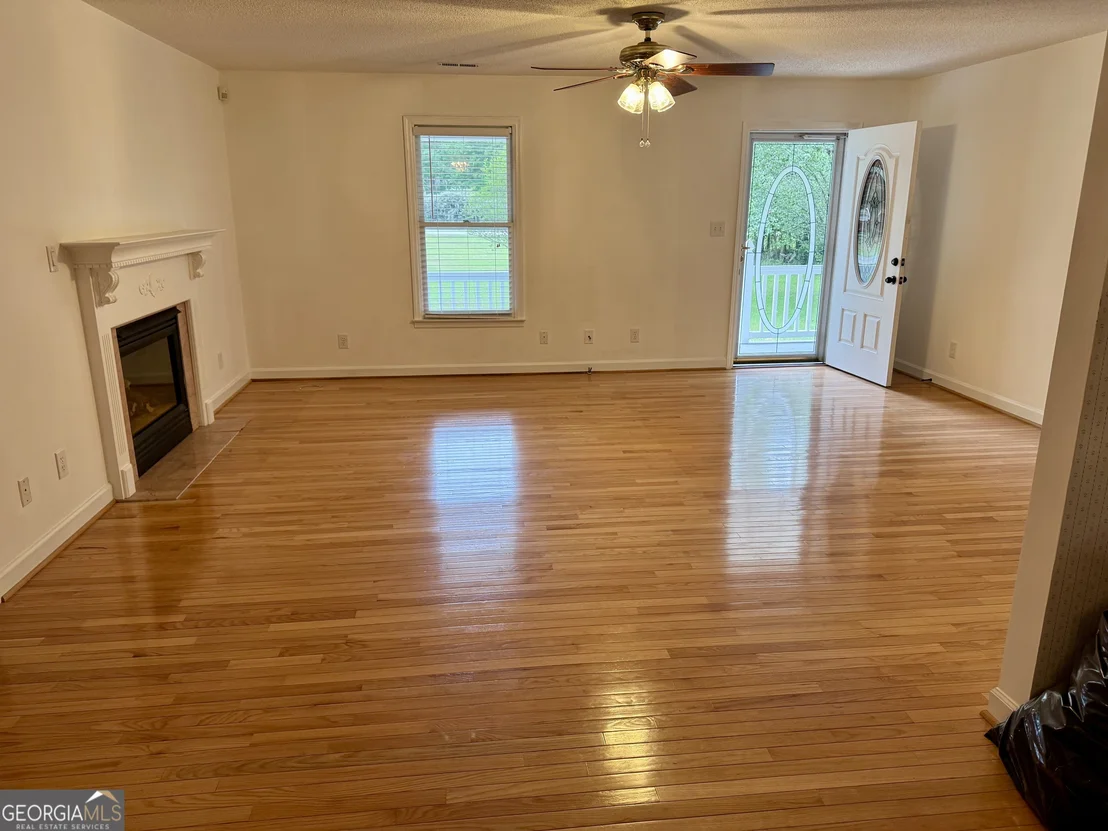 Photo of 423 Woods Road