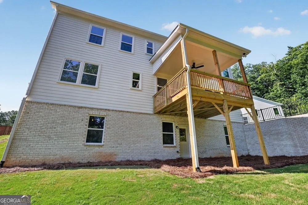 Photo of 8935 Avonbrook Close