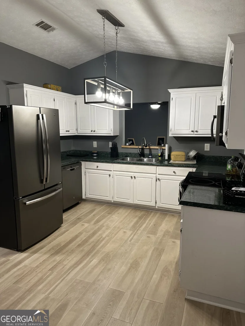 Photo of 127 3rd Street