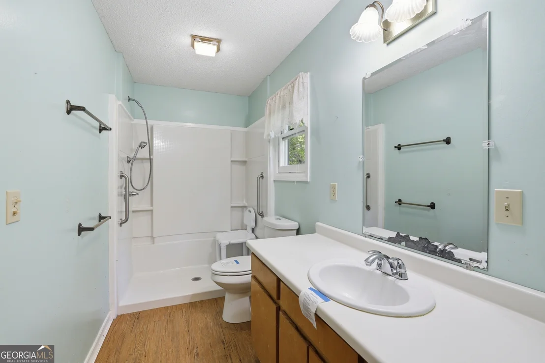 Photo of 592 Potomac Drive