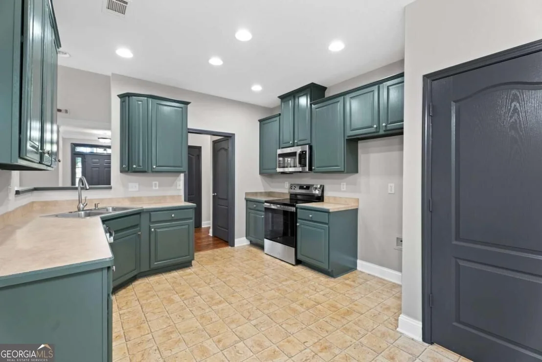 Photo of 530 Kaitlin Circle
