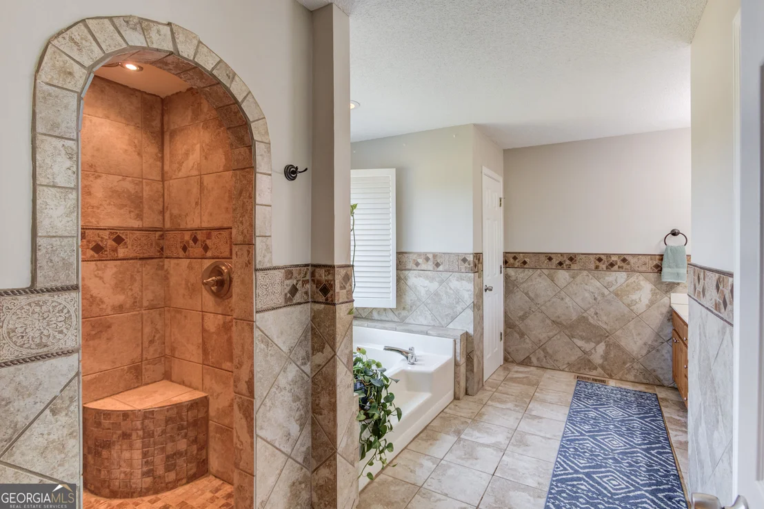 Photo of 2373 Whitney Road