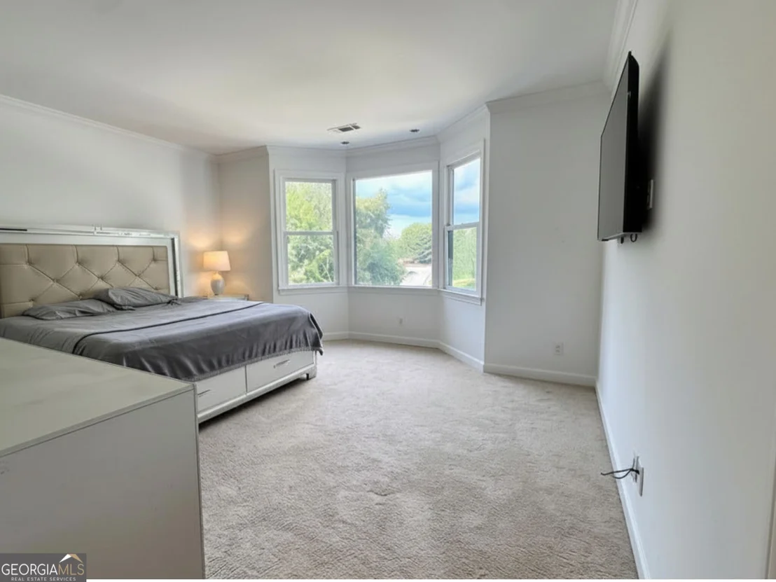 Photo of 302 Shadow Glen