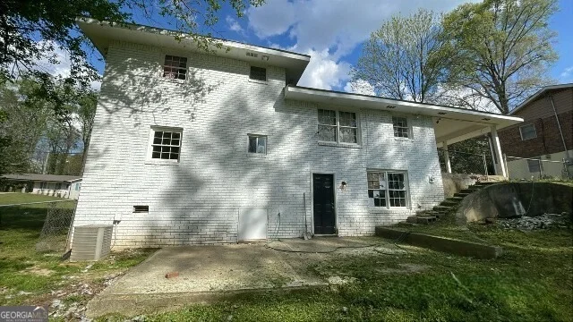 Photo of 363 River Road