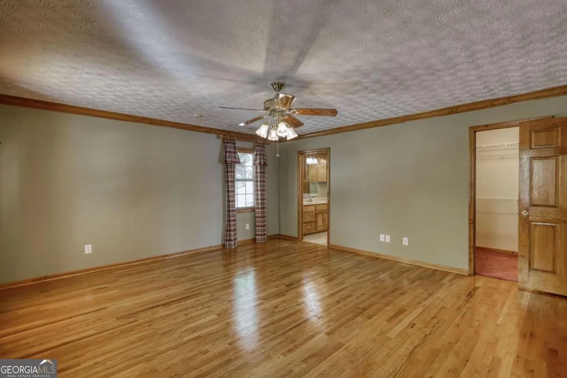 Photo of 255 Old Hardy Farm Road