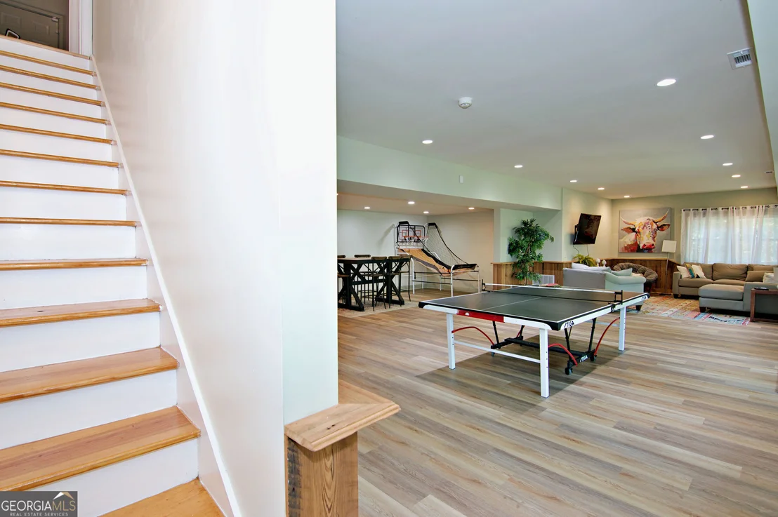Photo of 231 Stelling Drive