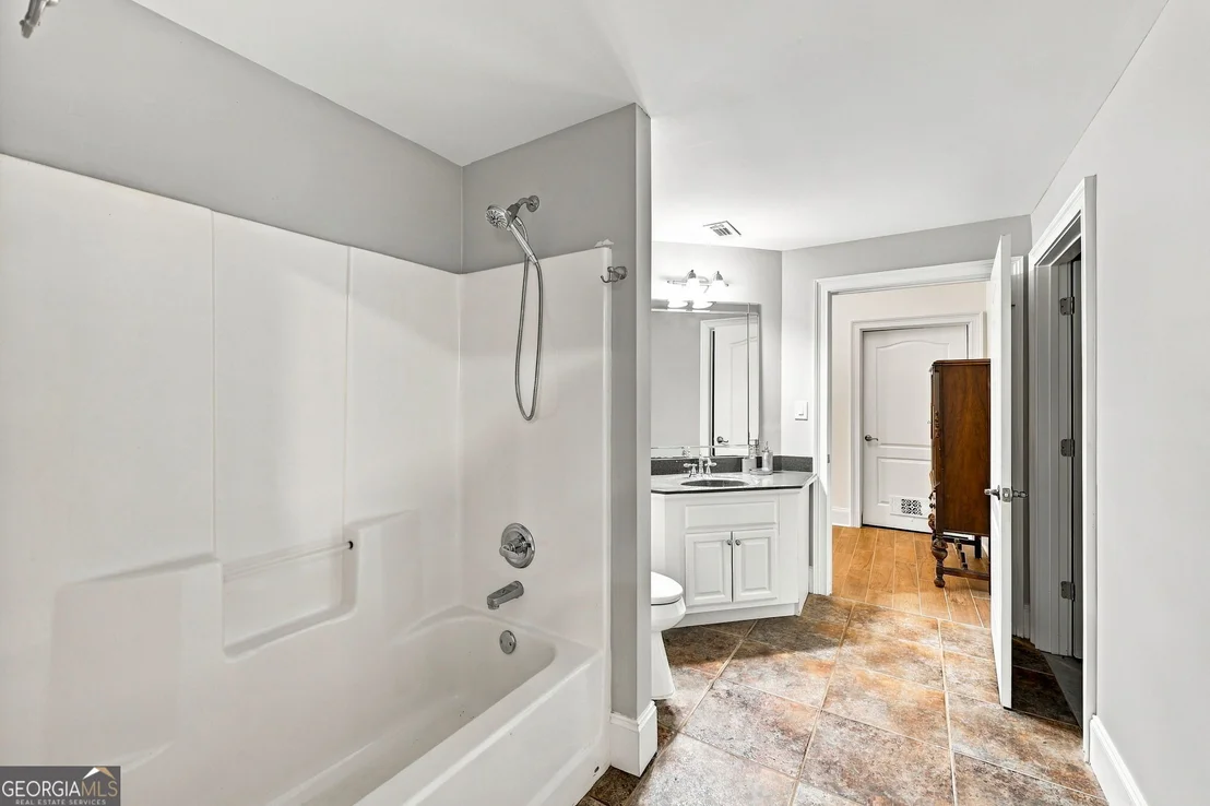 Photo of 4450 Flagship Drive