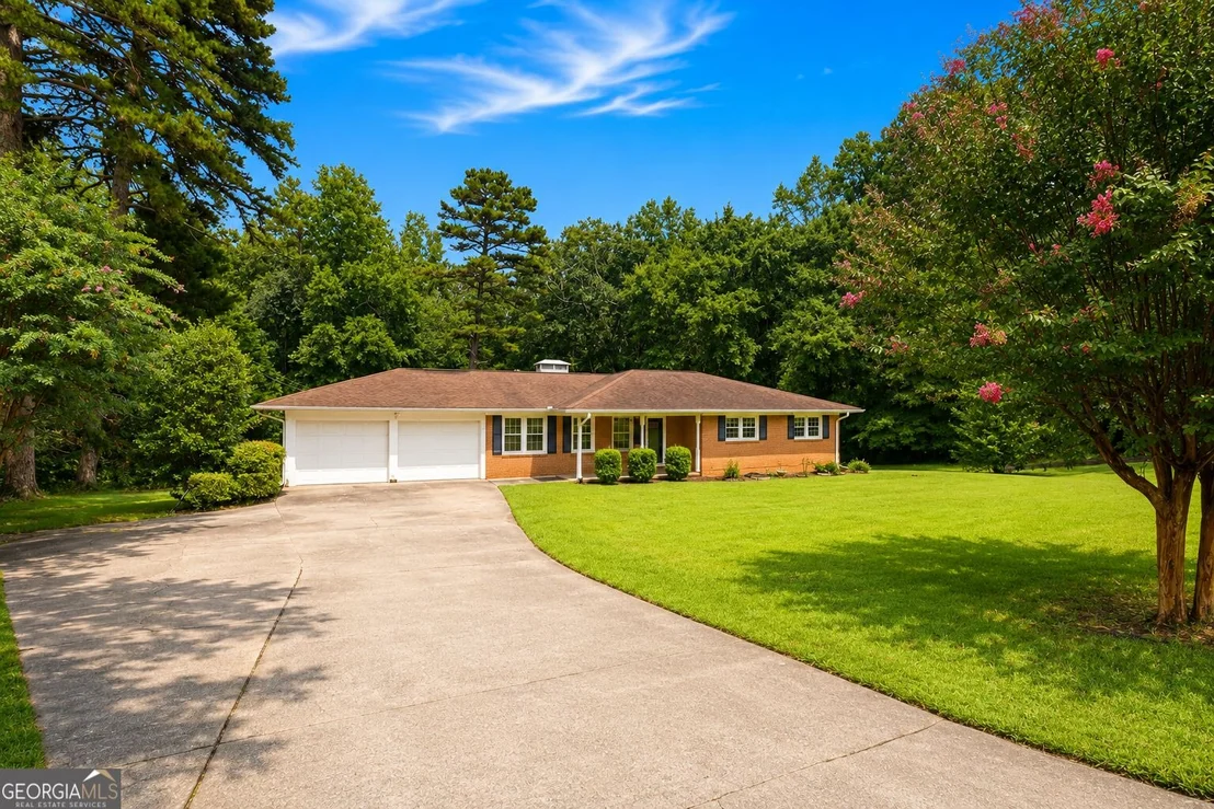 Photo of 128 Scott Circle