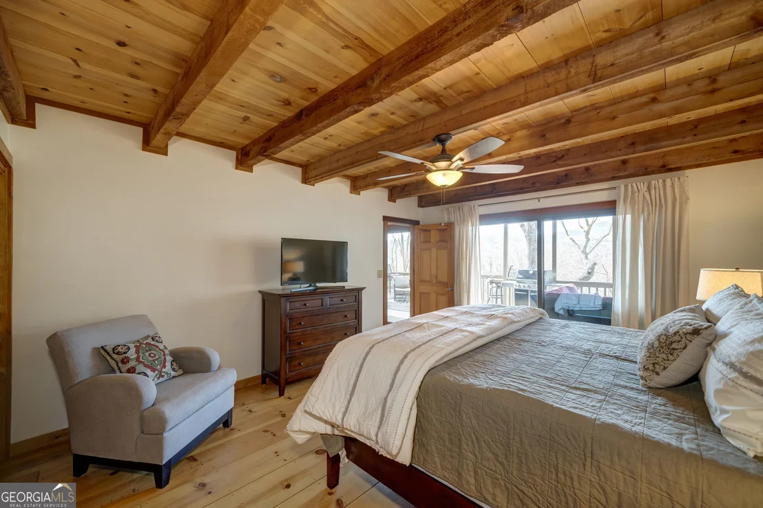 Photo of 100 Indian Pipe Drive