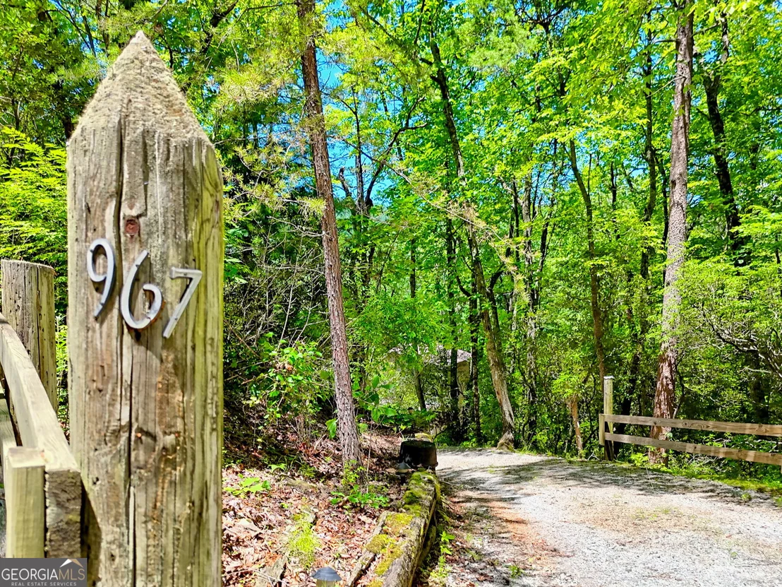 Photo of 967 Saddle Gap Drive