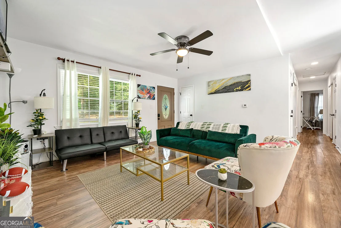 Photo of 5989 Bowden Street