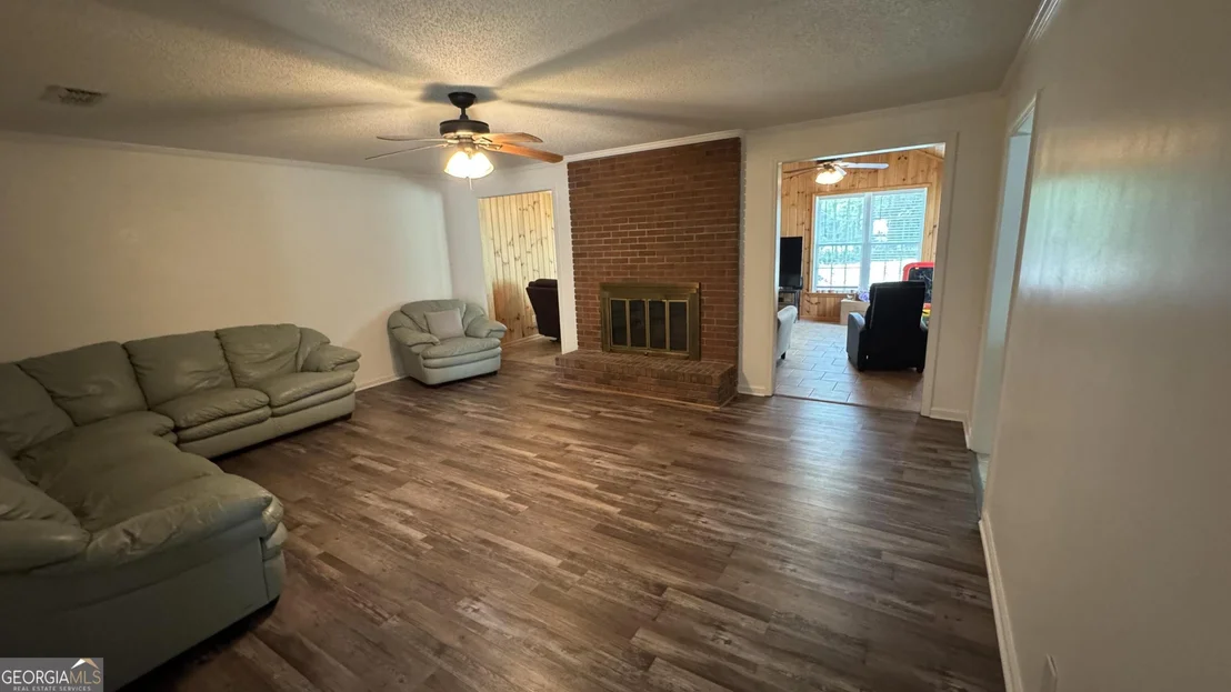 Photo of 355 Summerhill Road
