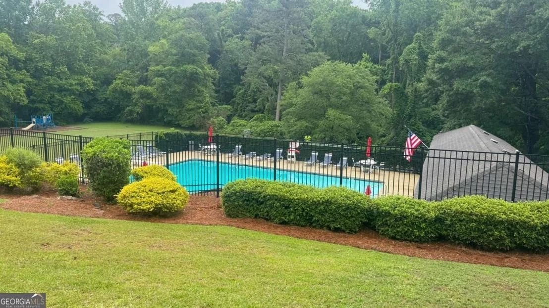 Photo of 4291 Farmbrook Lane NE