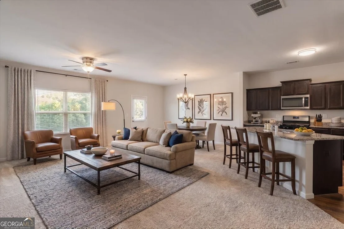 Photo of 703 Independence Avenue